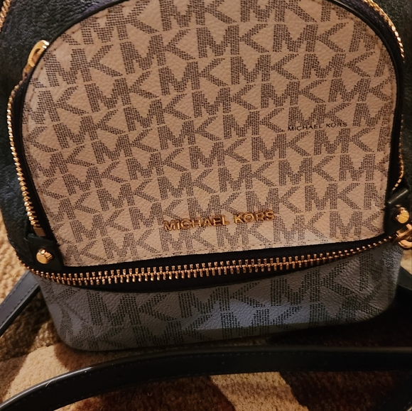 Mini backpack - Picture 2 of 3